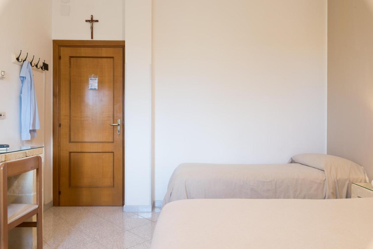 Piccolo Hotel Villa Rosa Остуни Екстериор снимка